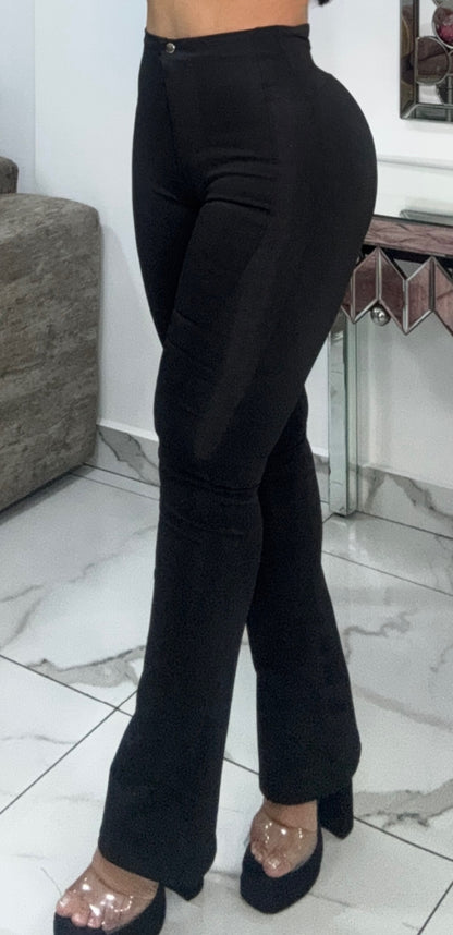 💞 Leggins Lipo 360  con Faja Interna – ¡Define, Moldea y Realza Tu Figura ✨ Te obsequiamos 🎁 un Top + Envió Completamente Gratis 🤩