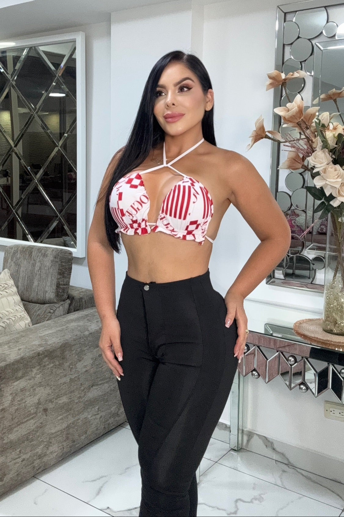 💞 Leggins Lipo 360  con Faja Interna – ¡Define, Moldea y Realza Tu Figura ✨ Te obsequiamos 🎁 un Top + Envió Completamente Gratis 🤩