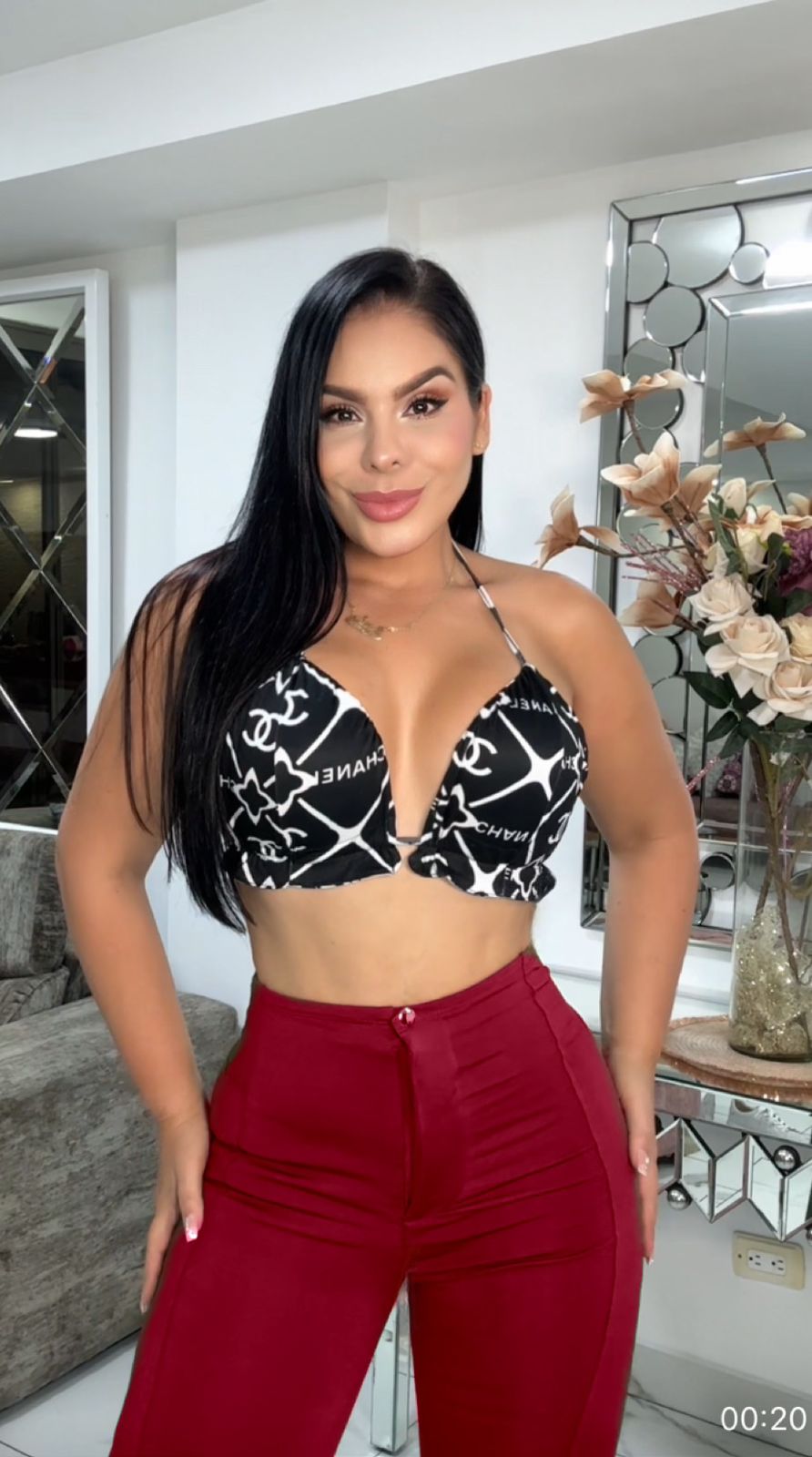 💞 Leggins Lipo 360  con Faja Interna – ¡Define, Moldea y Realza Tu Figura ✨ Te obsequiamos 🎁 un Top + Envió Completamente Gratis 🤩