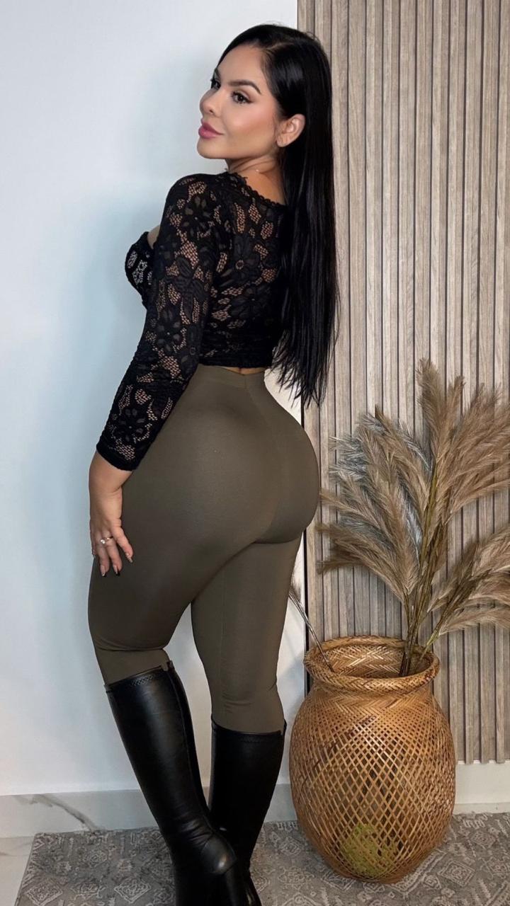 💞 Leggins  Majestic Sculpt con Faja Interna – ¡ Moldea y Realza Tu Figura ✨ Te obsequiamos 🎁 un Top + Envió Completamente Gratis 🤩